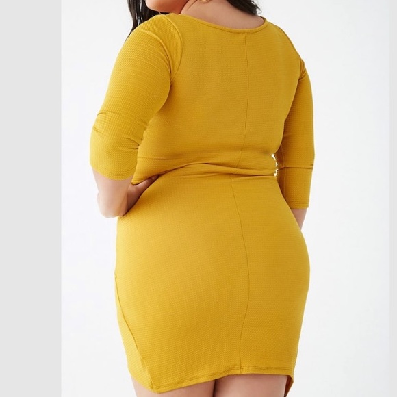 FOREVER 21 Plus Size Textured Asymmetrical Dress - Picture 2 of 3